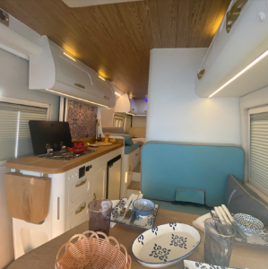 Resim Ultra Caravans - Karavan Bayi