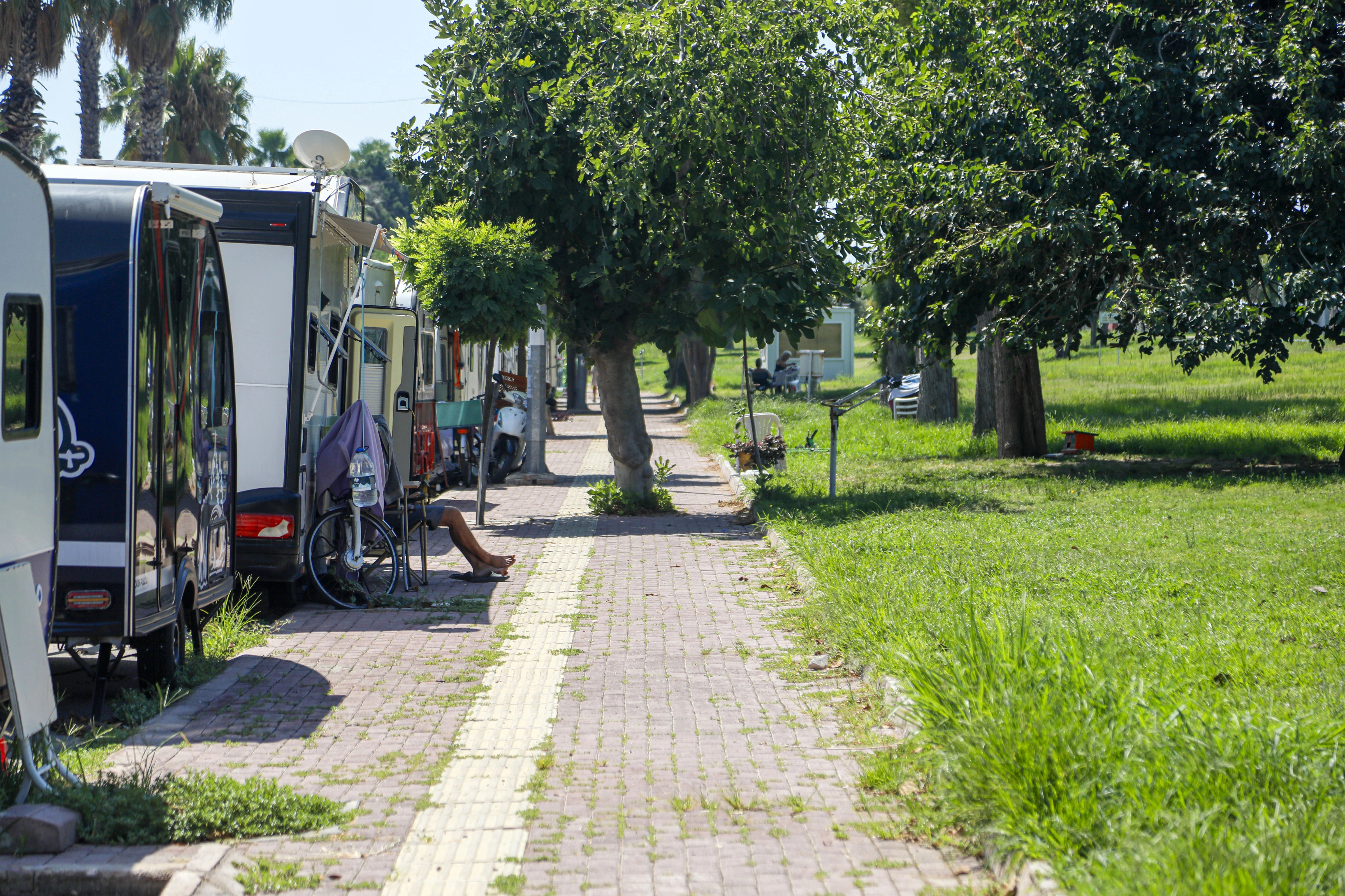 Blog yazısı Karavanlar Her Yere Park Edebilir mi?için resim